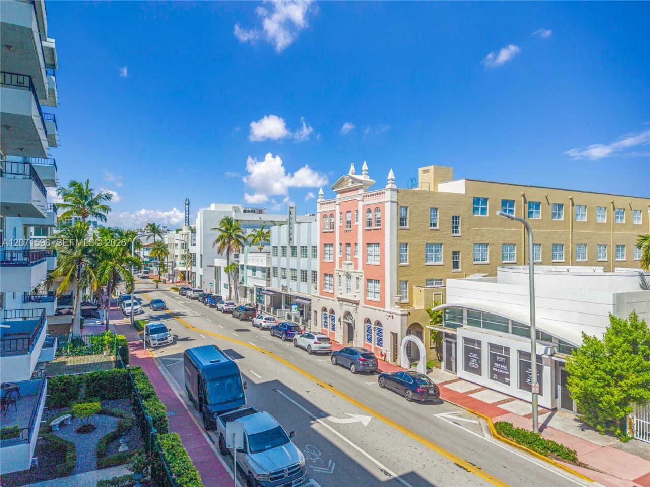 727 Collins Ave , Miami Beach, FL 33139 Photo