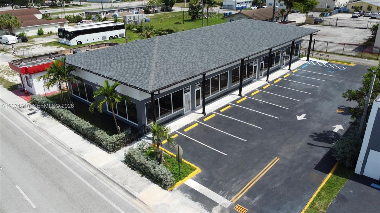4030 Pembroke Rd , West Park, FL 33021 Photo