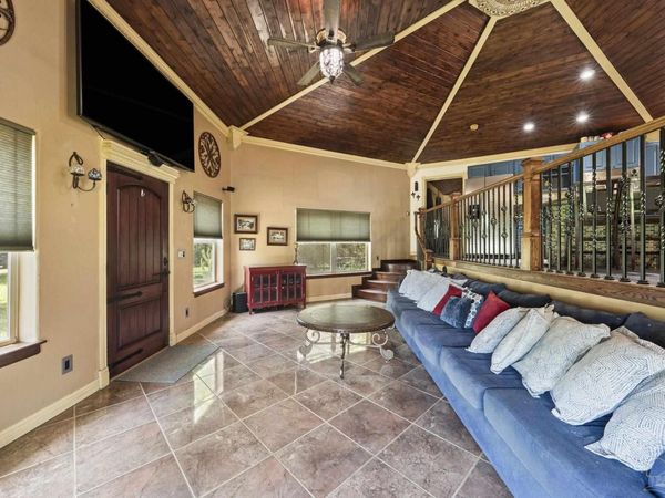 5852 Congress St, Gulf Breeze, FL 32563