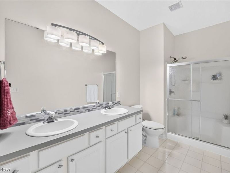 2156 Jennifer Street, Akron, OH 44313 Photo 24