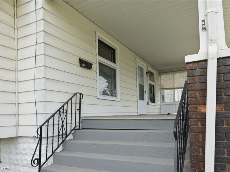 521 Cambridge Avenue, Youngstown, OH 44502 Photo 3