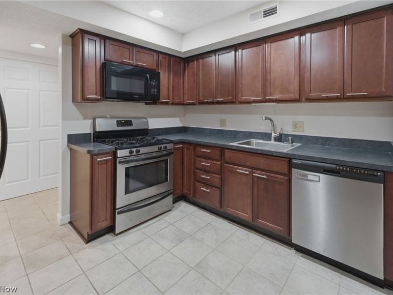 1105 Canyon View Road, Unit 502, Northfield, OH 44067 Photo 5