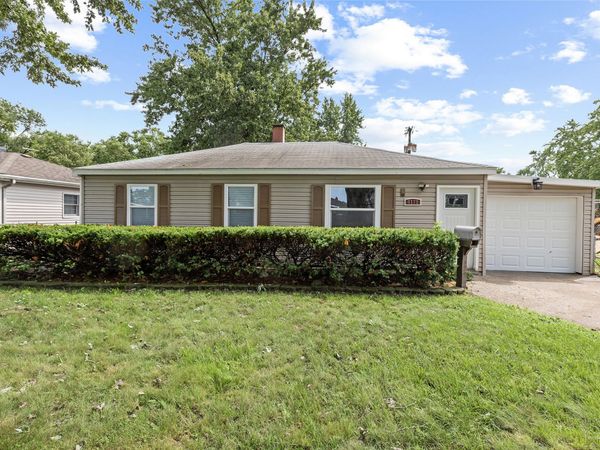 4171 W 39th Avenue , Hobart, IN 46342