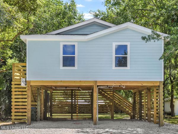 3212 Argentina Street, Pascagoula, MS 39581