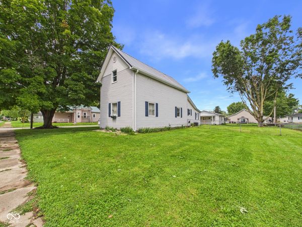 558 Central Avenue , Middletown, IN 47356
