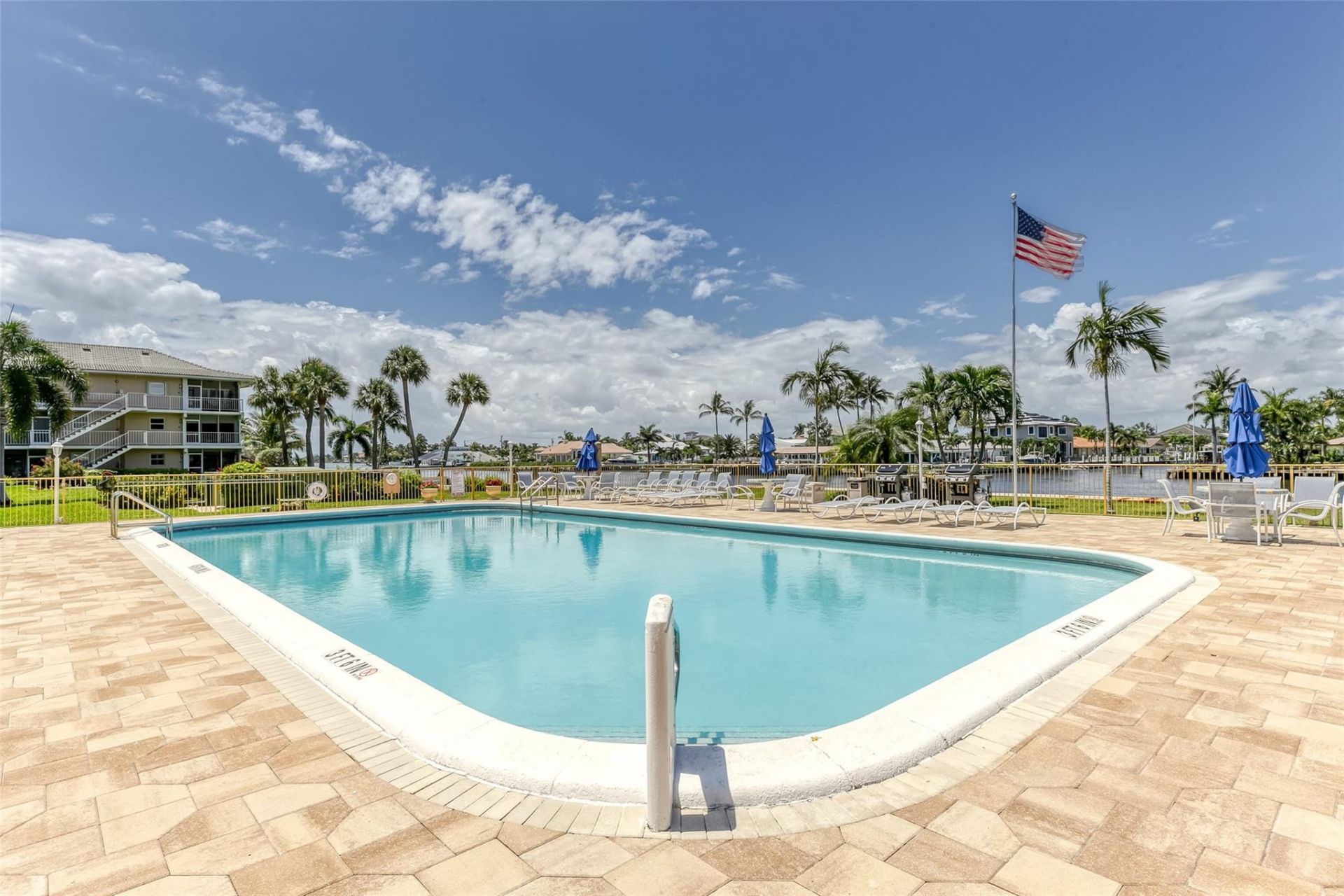 745 SE 19th Avenue, Unit 136, Deerfield Beach, FL 33441 Photo