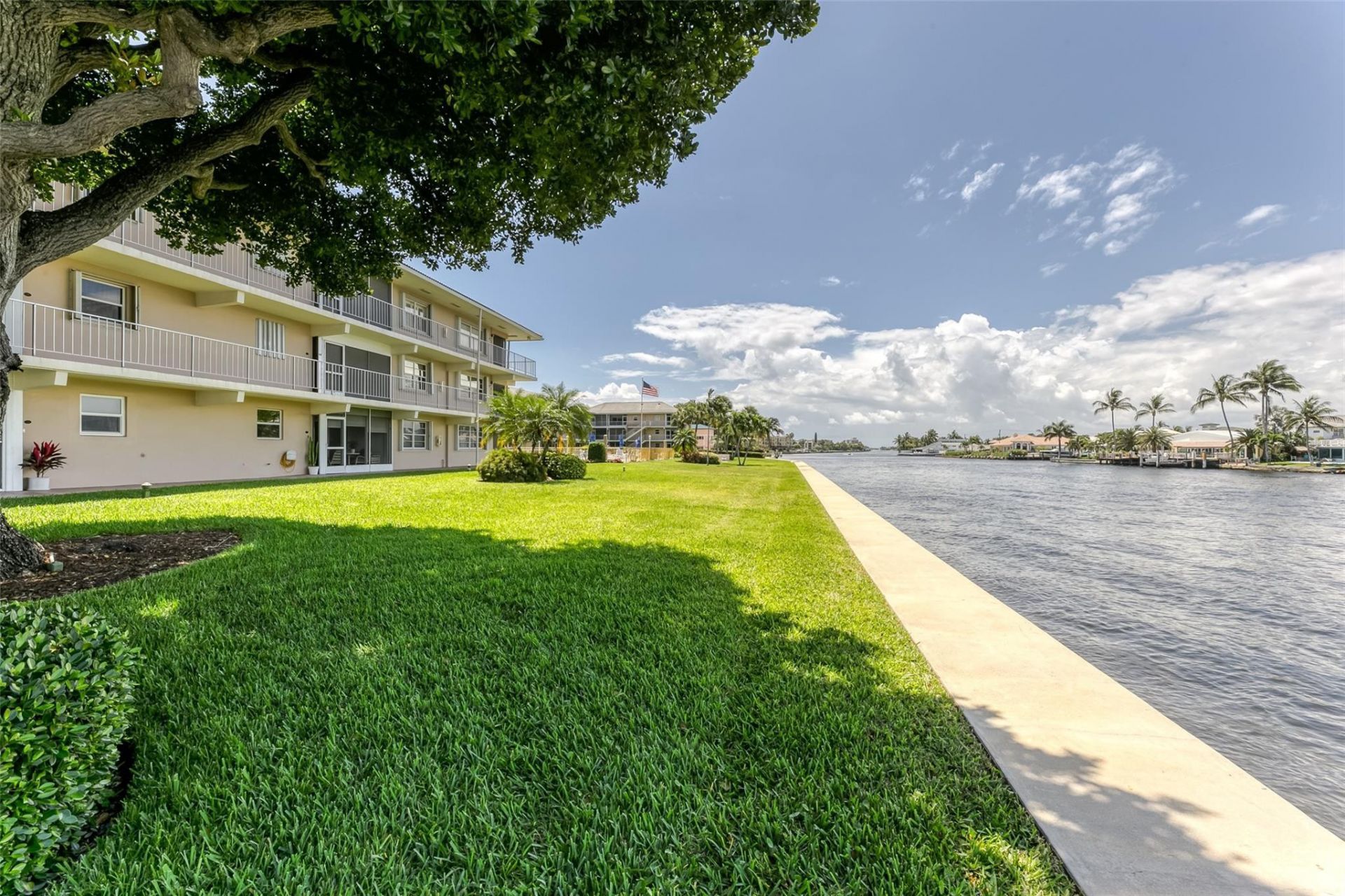 745 SE 19th Avenue, Unit 136, Deerfield Beach, FL 33441 Photo