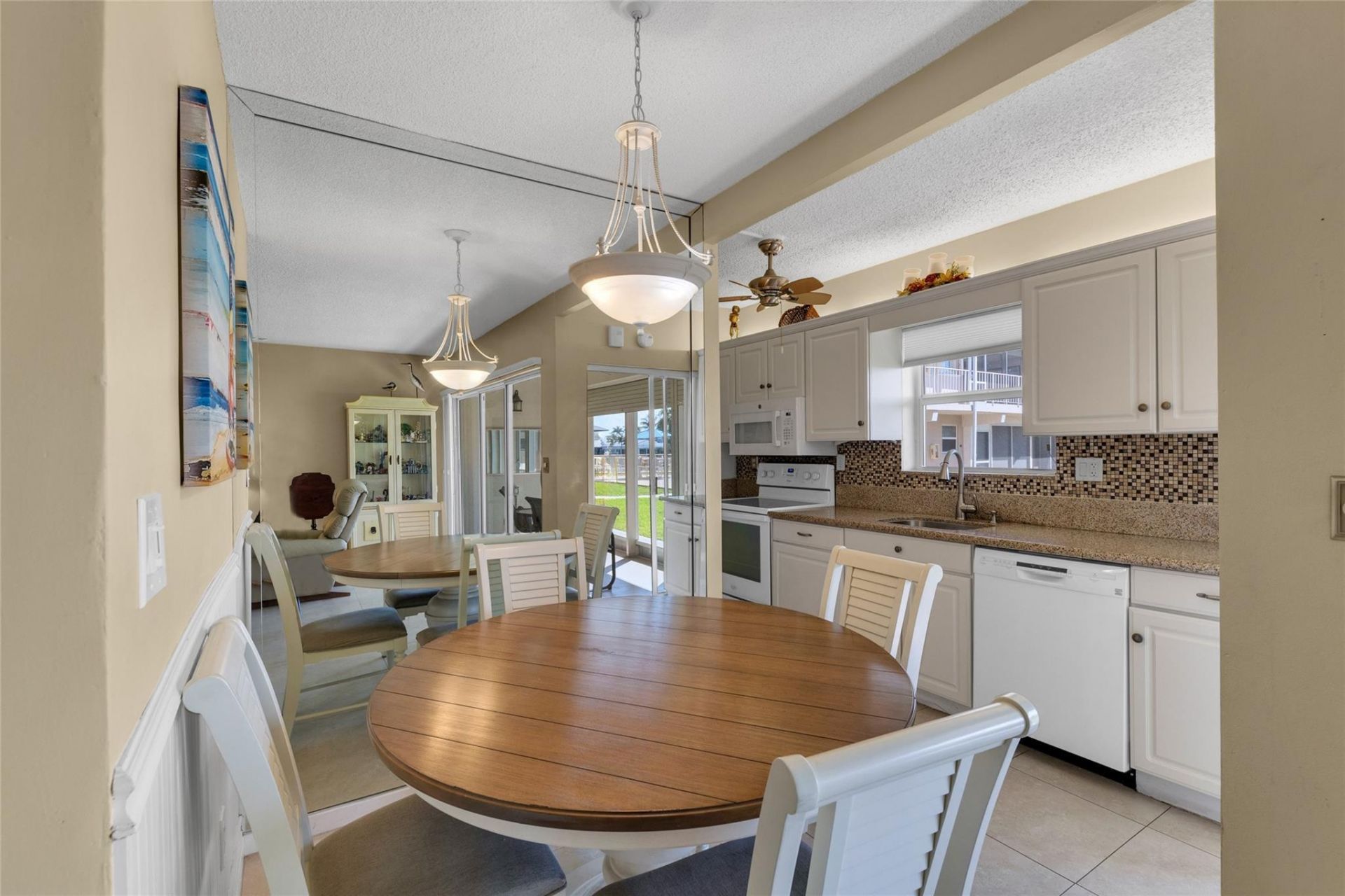 745 SE 19th Avenue, Unit 136, Deerfield Beach, FL 33441 Photo