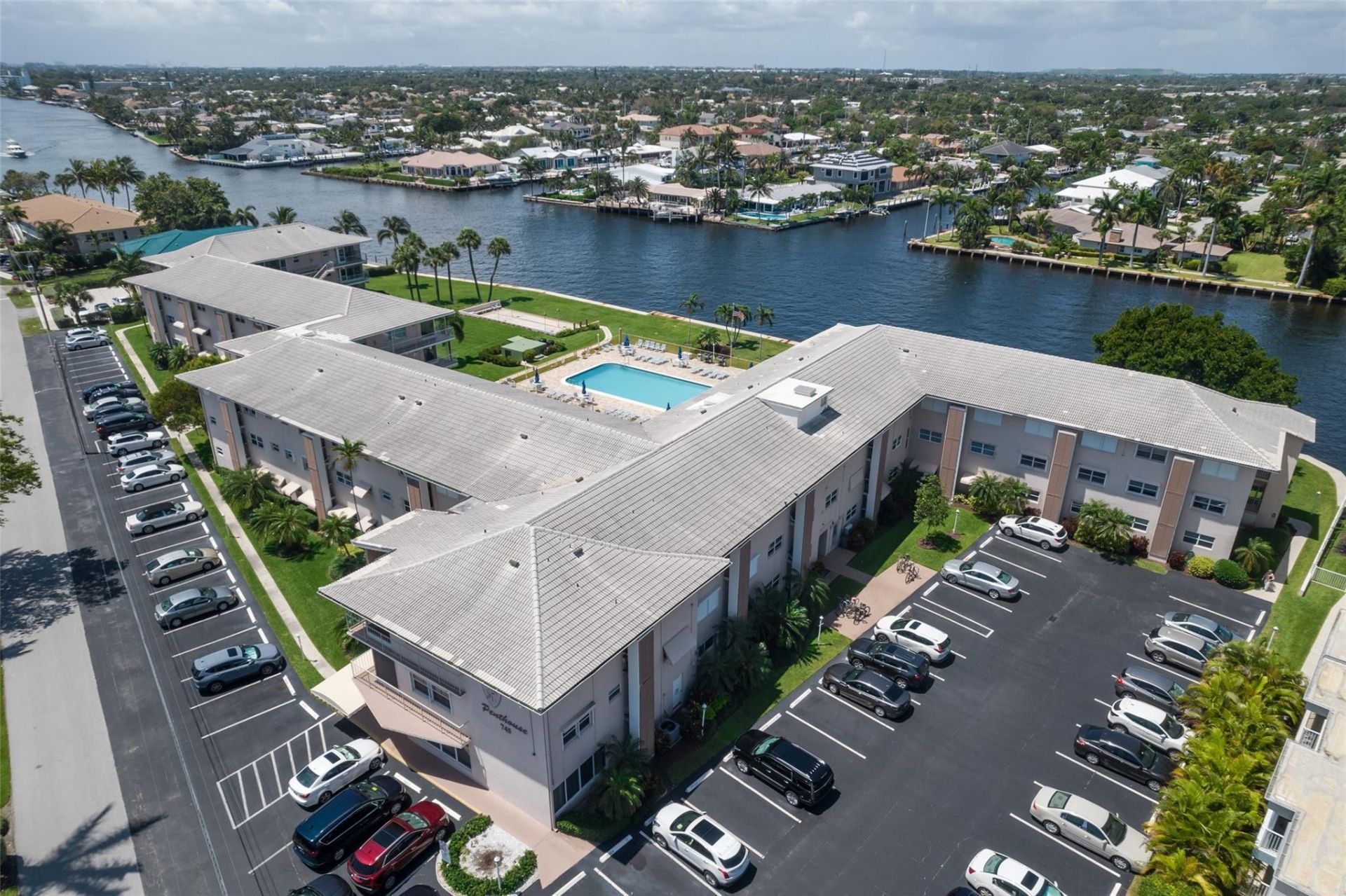 745 SE 19th Avenue, Unit 136, Deerfield Beach, FL 33441 Photo