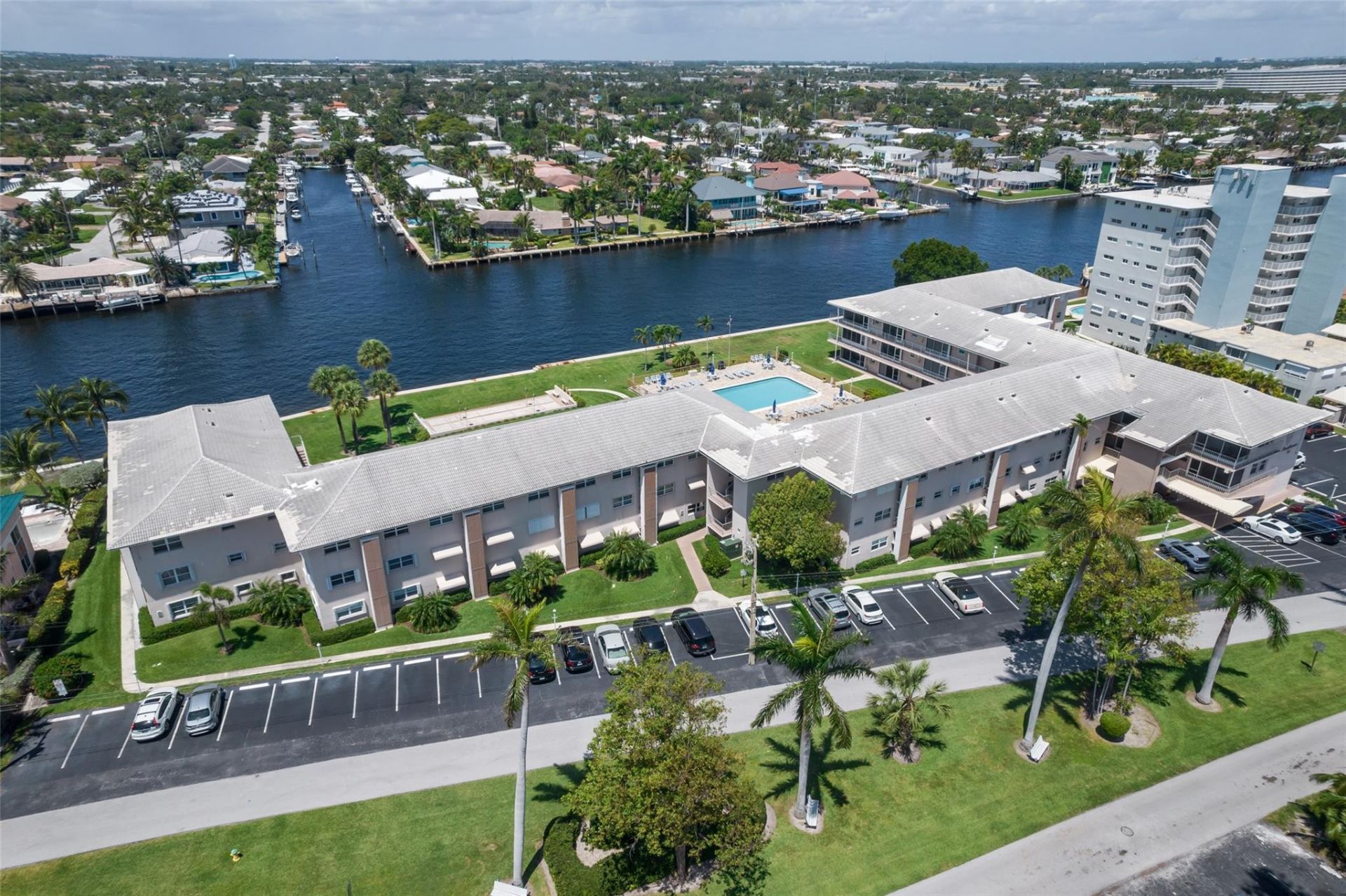 745 SE 19th Avenue, Unit 136, Deerfield Beach, FL 33441 Photo