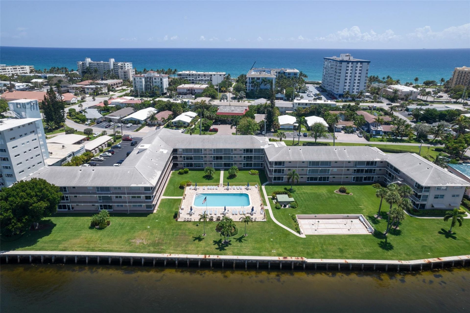 745 SE 19th Avenue, Unit 136, Deerfield Beach, FL 33441 Photo