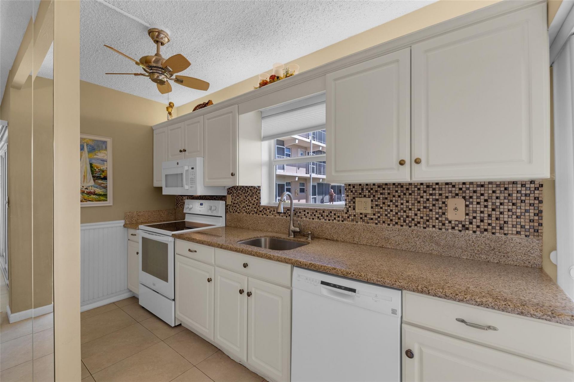 745 SE 19th Avenue, Unit 136, Deerfield Beach, FL 33441 Photo