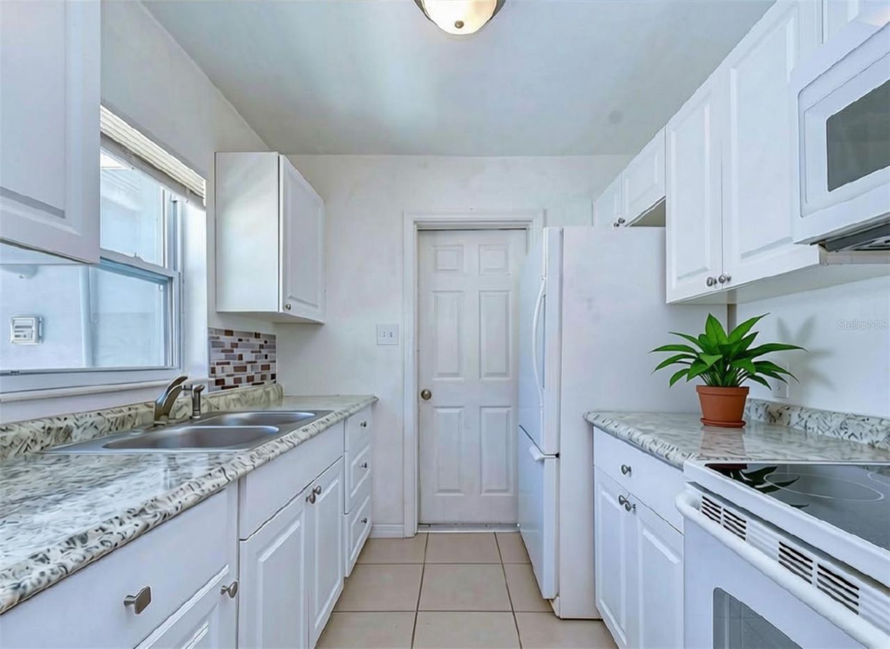 5634 9th Avenue N, Saint Petersburg, FL 33710 Photo