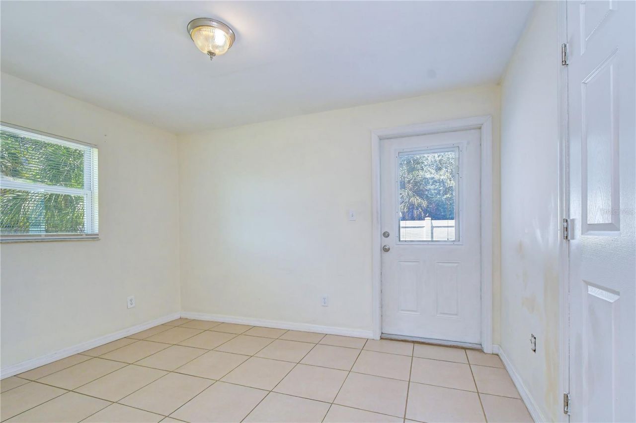 5634 9th Avenue N, Saint Petersburg, FL 33710 Photo