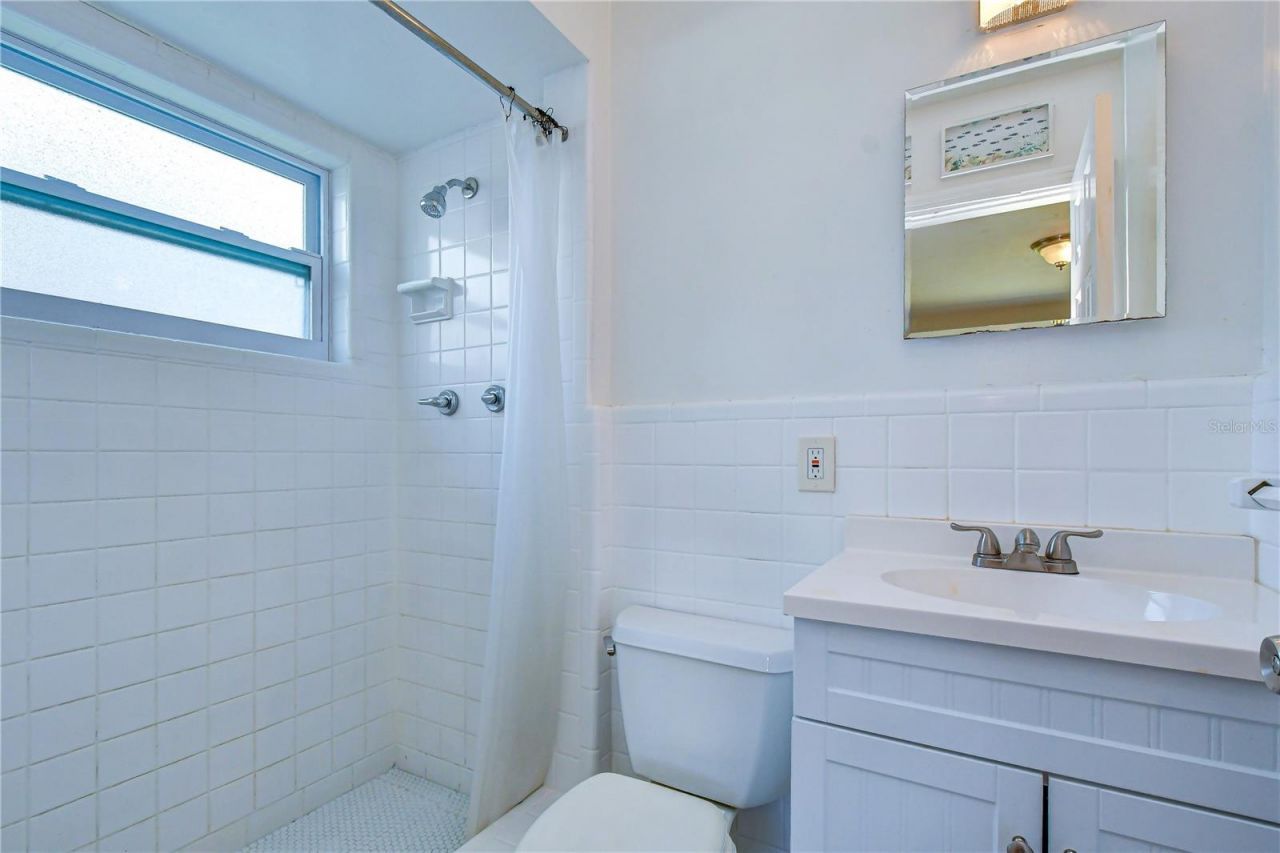5634 9th Avenue N, Saint Petersburg, FL 33710 Photo