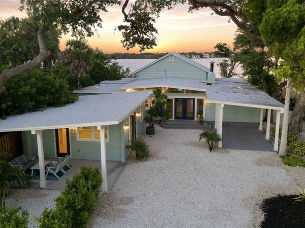 1275 PORT LANE, SARASOTA, FL 34242