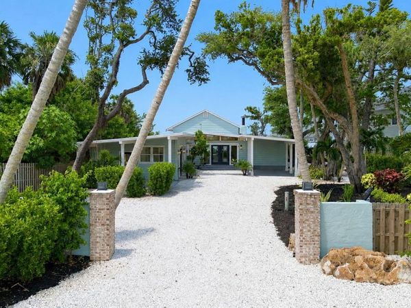 1275 PORT LANE, SARASOTA, FL 34242