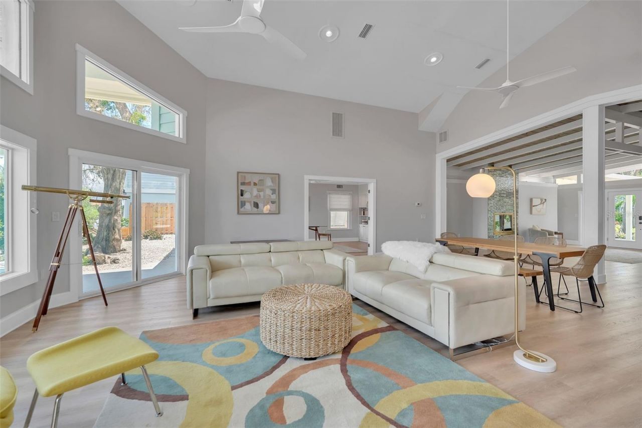 1275 Port Lane, Sarasota, FL 34242 Photo