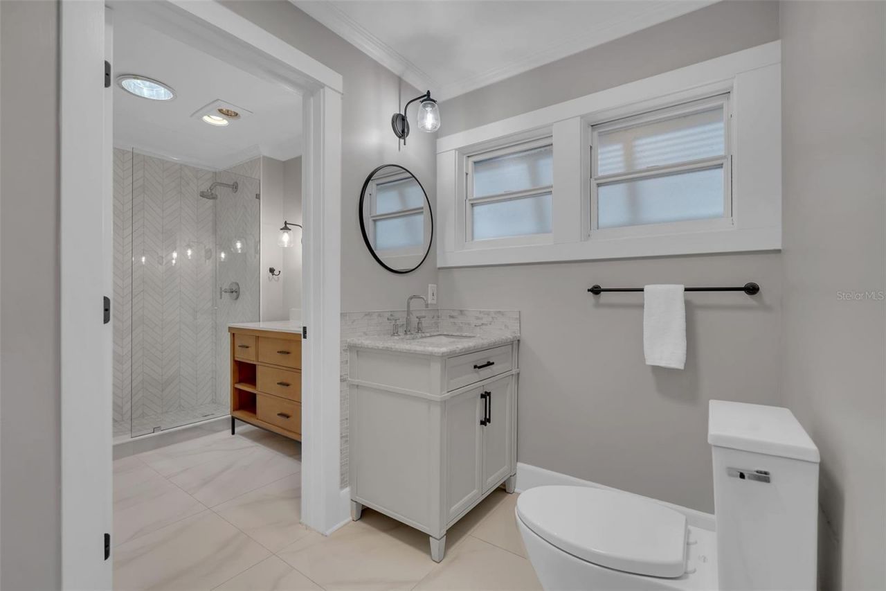 1275 Port Lane, Sarasota, FL 34242 Photo