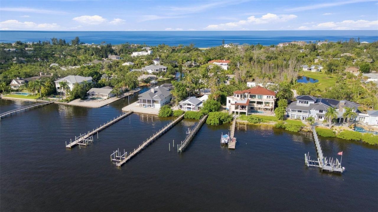 1275 Port Lane, Sarasota, FL 34242 Photo