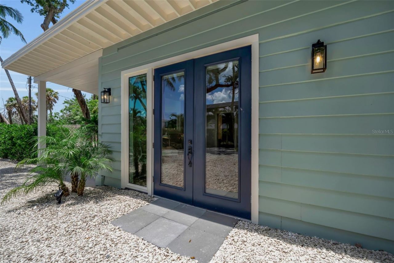 1275 Port Lane, Sarasota, FL 34242 Photo