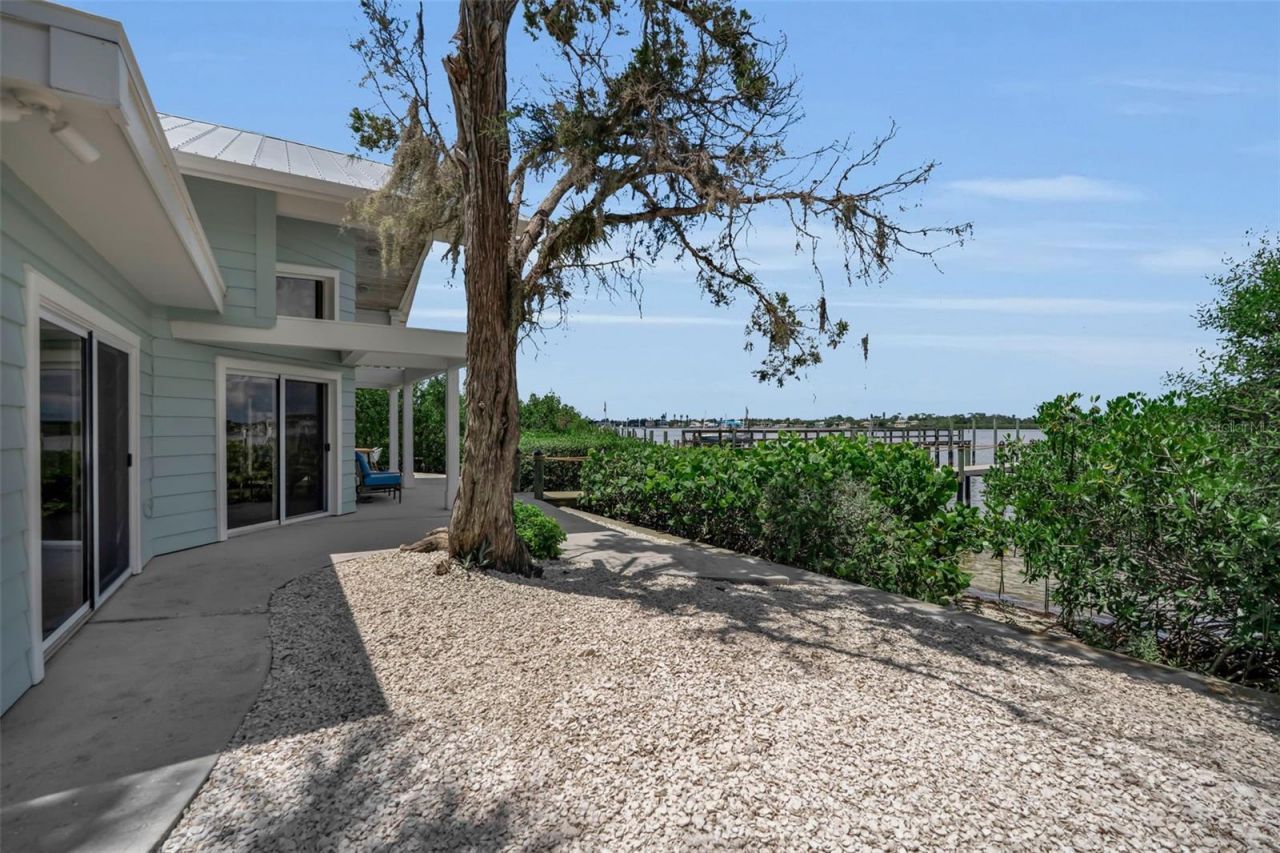 1275 Port Lane, Sarasota, FL 34242 Photo