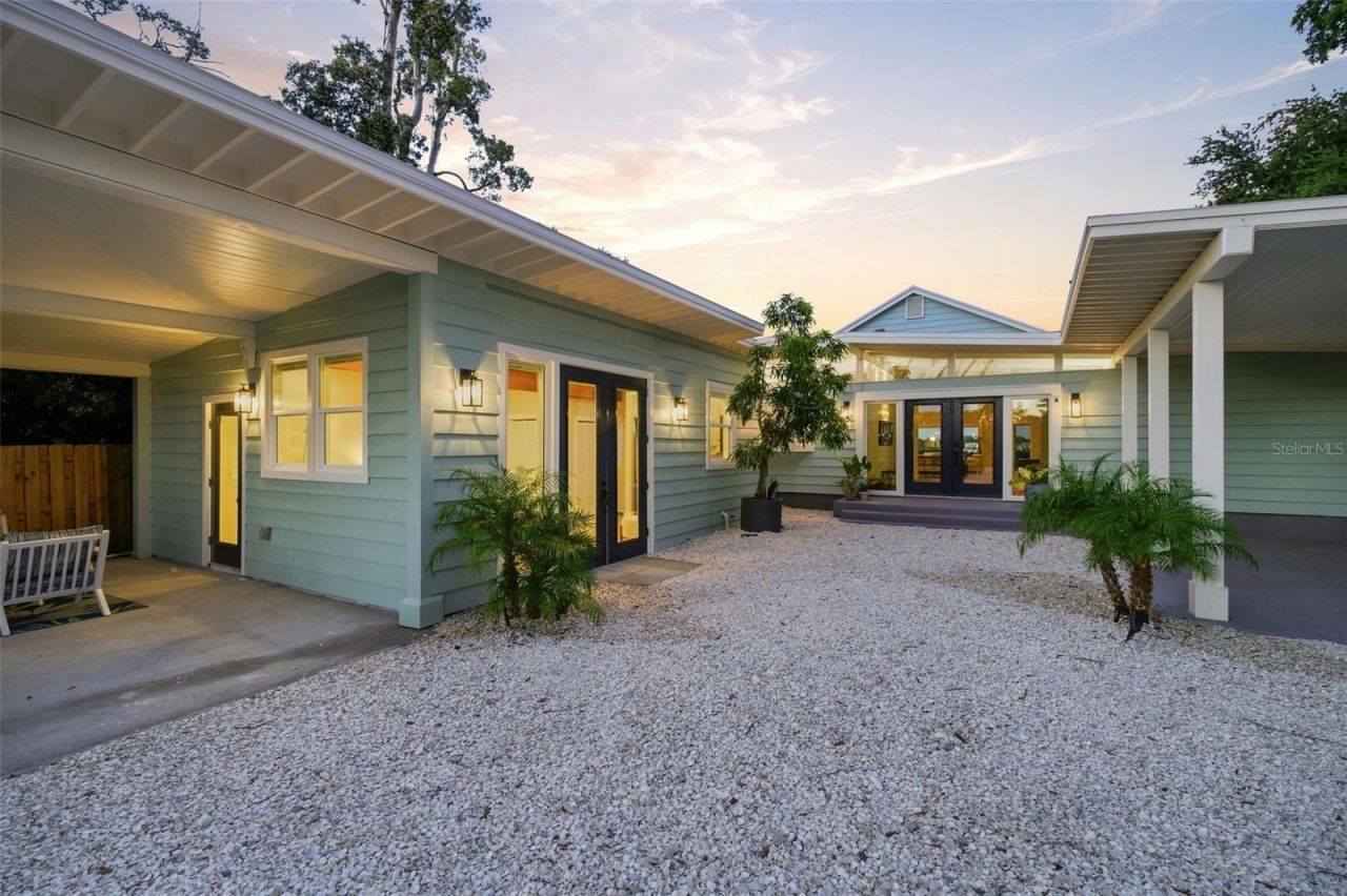 1275 Port Lane, Sarasota, FL 34242 Photo