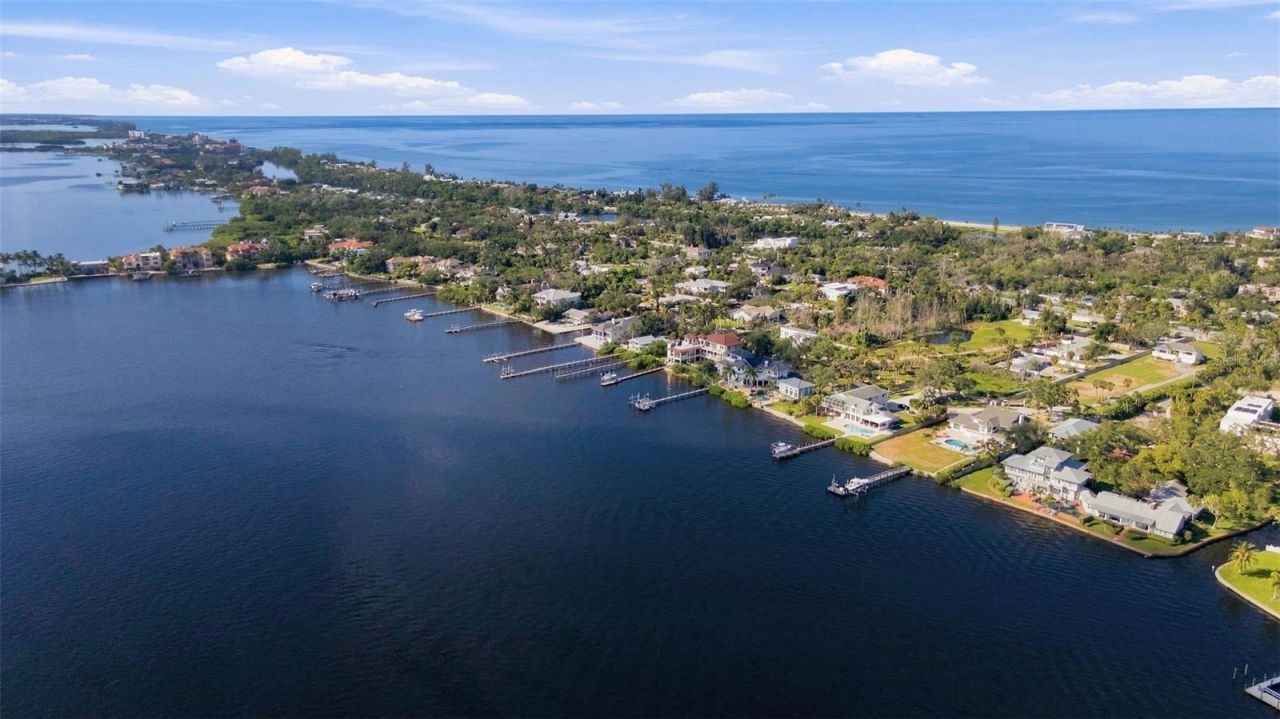 1275 Port Lane, Sarasota, FL 34242 Photo