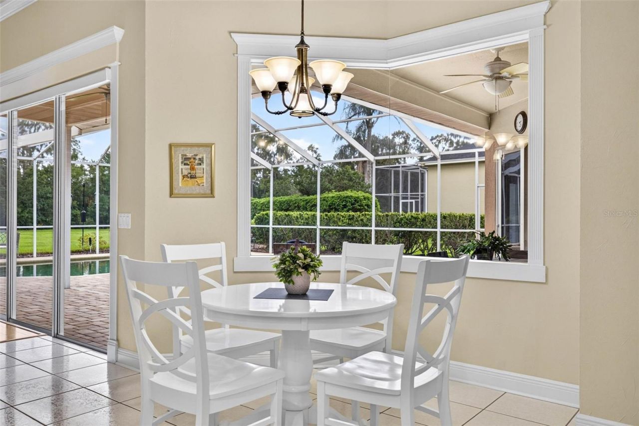 3918 S Nine Drive , Valrico, FL 33596 Photo