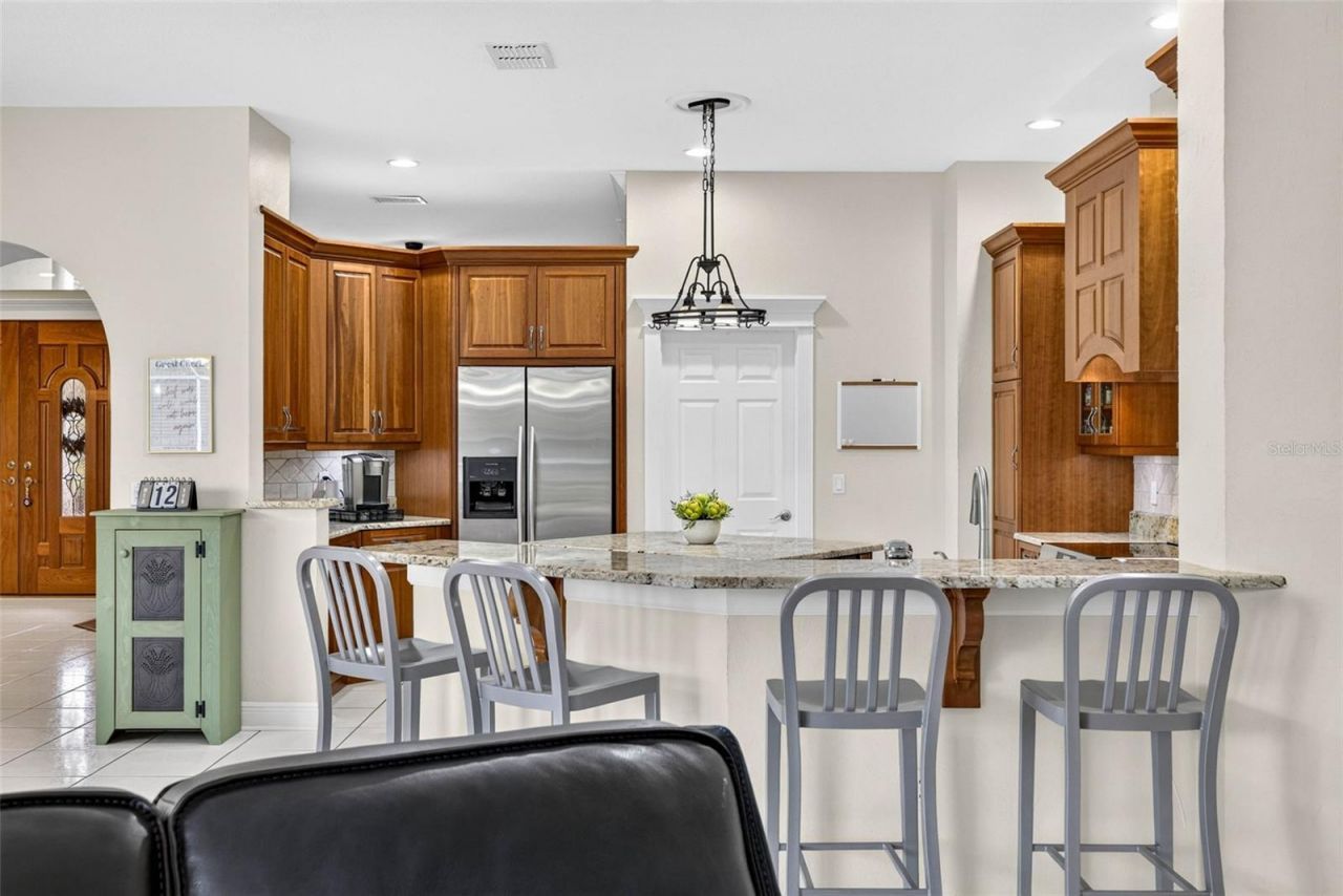 3918 S Nine Drive , Valrico, FL 33596 Photo
