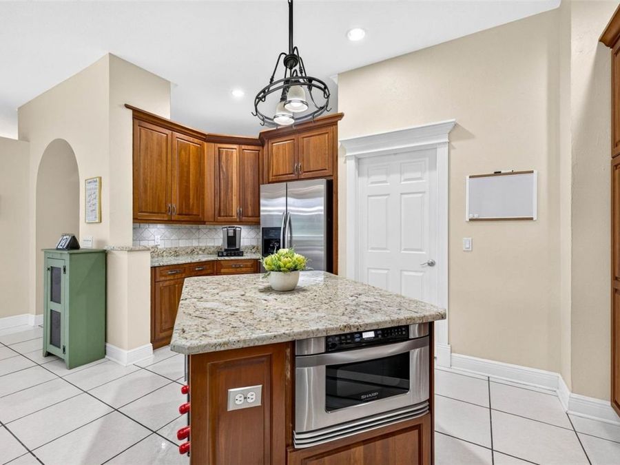 Property Image 38