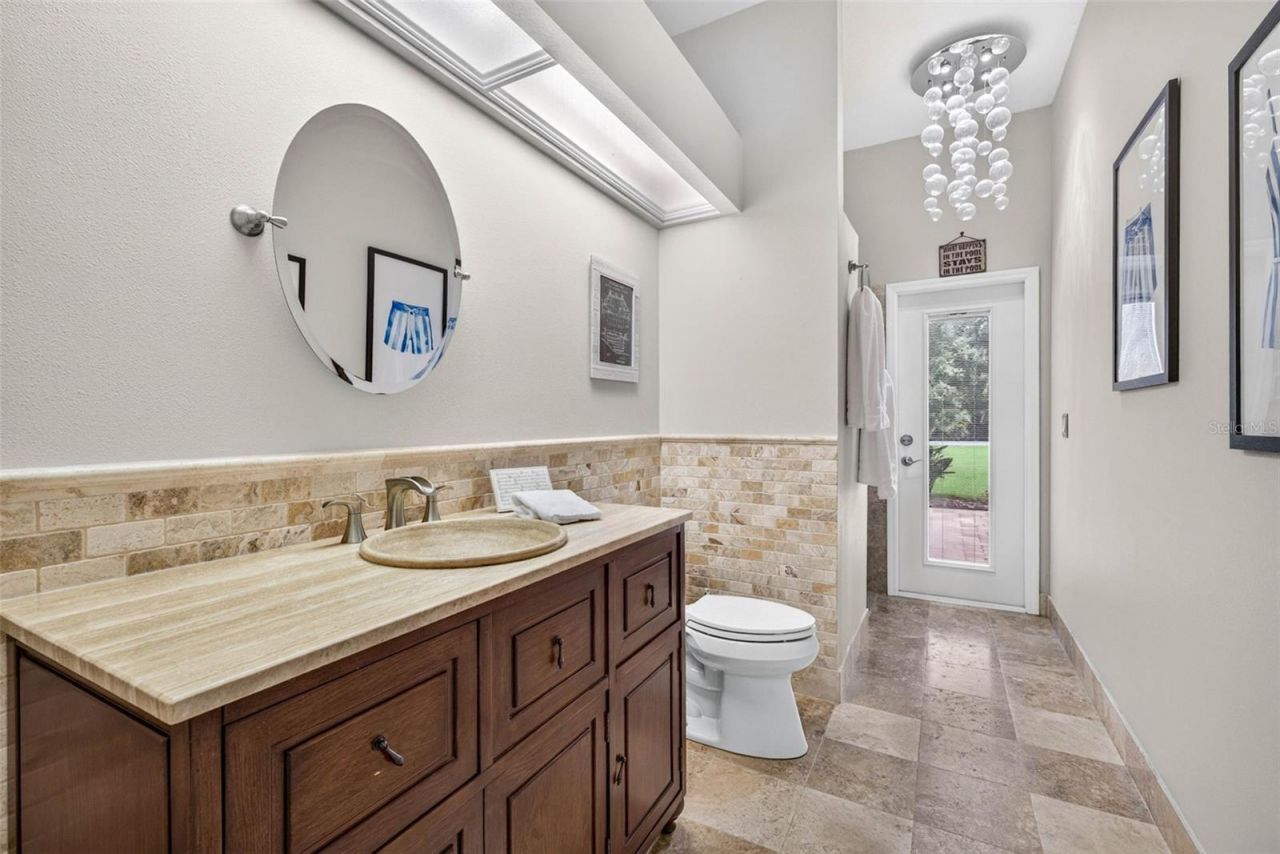 3918 S Nine Drive , Valrico, FL 33596 Photo
