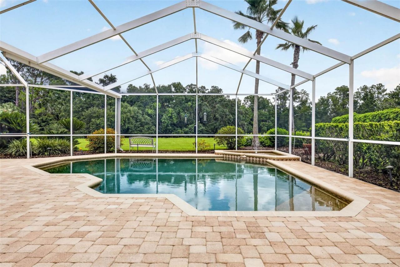 3918 S Nine Drive , Valrico, FL 33596 Photo
