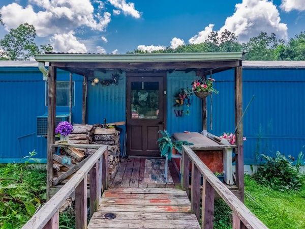 136 Holly Drive , Spring City, TN 37381