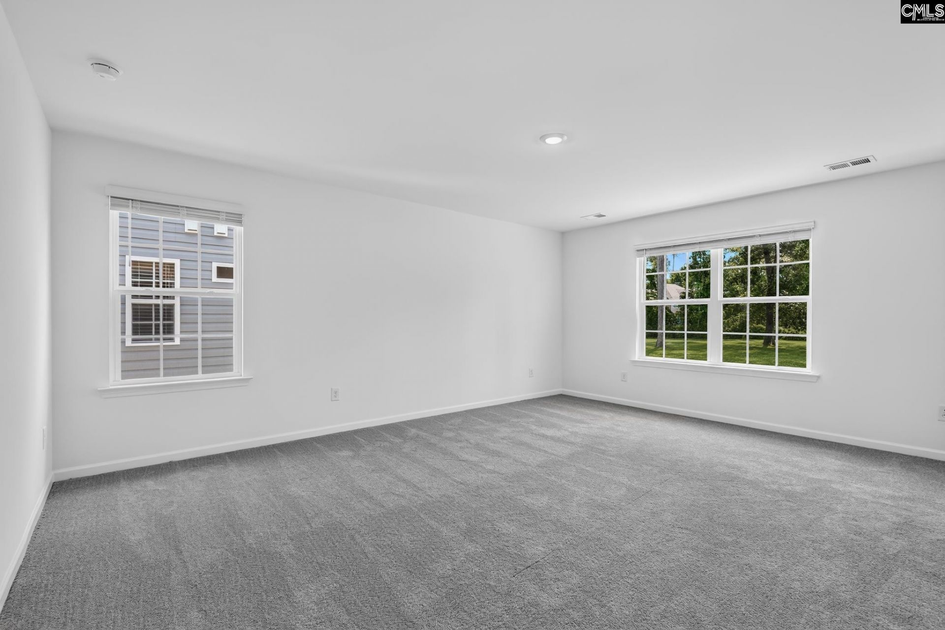 263 Foxglade Drive Photo 14