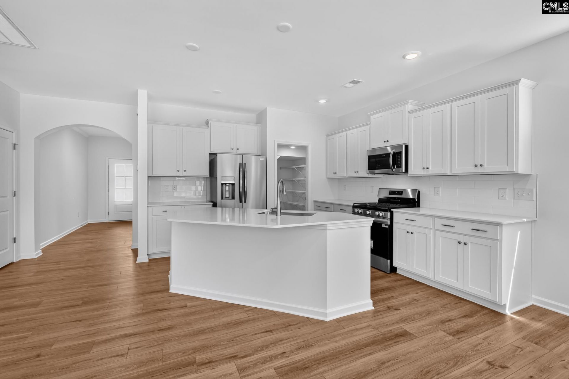 263 Foxglade Drive Photo 9