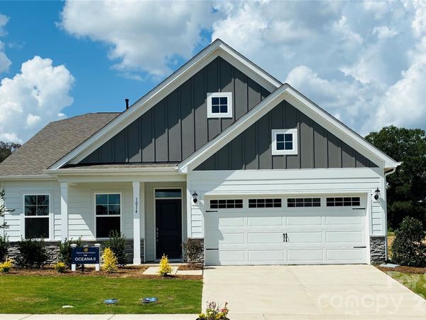 5062 Puddle Pond Road , Indian Trail, NC 28079