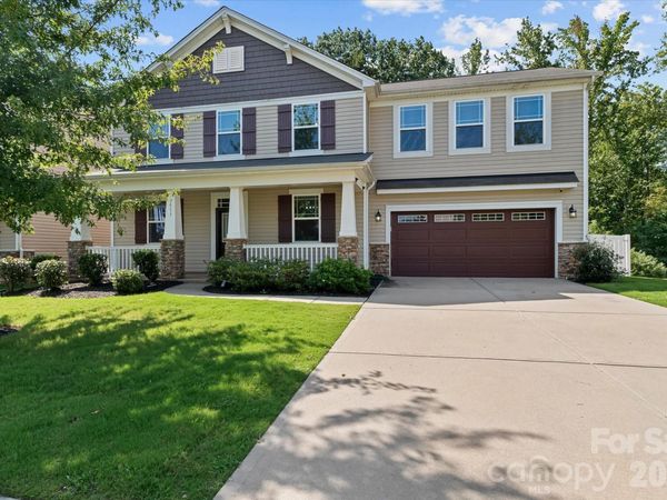 7513 Meridale Forest Drive, Charlotte, NC 28269