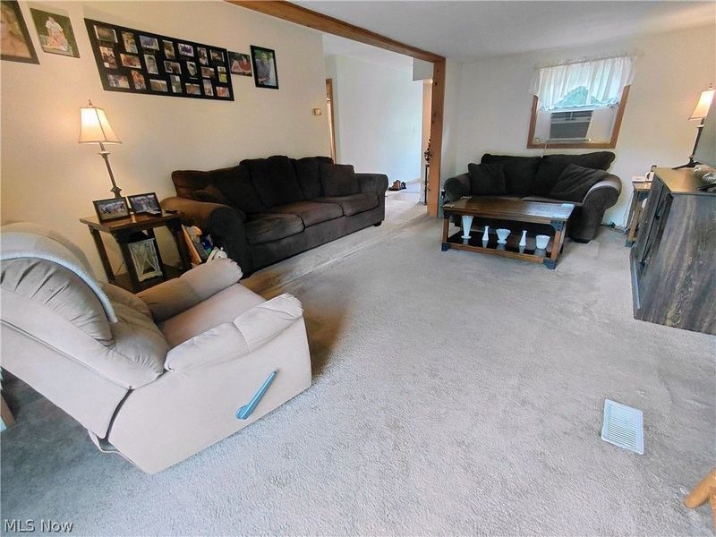 6136 Vo Ash Drive SW, Carrollton, OH 44615 Photo 5