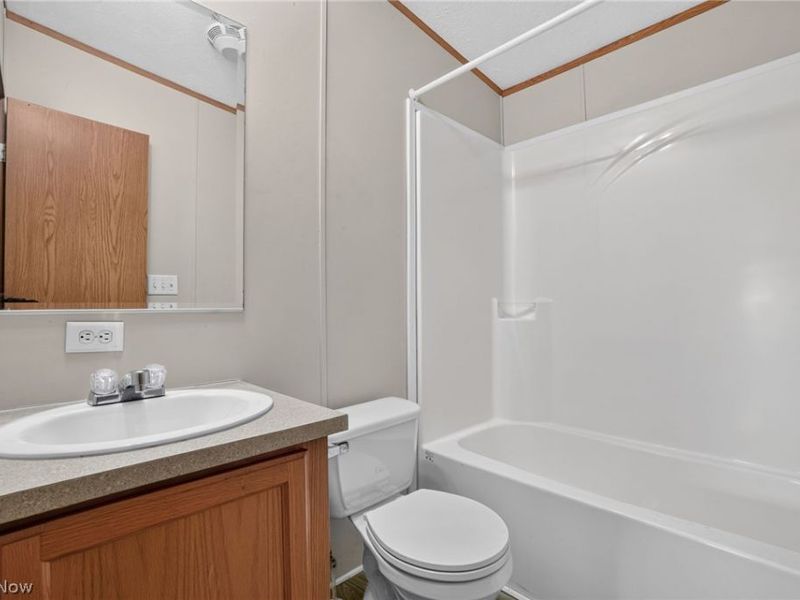 3583 Austin Road, Unit 32, Geneva, OH 44041 Photo 13