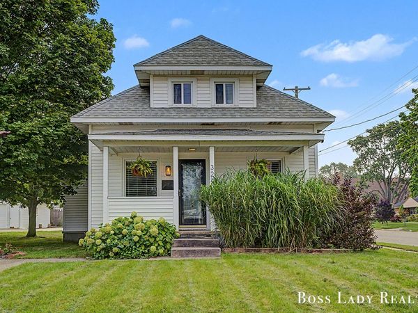 3242 Wilson Avenue SW, Grandville, MI 49418