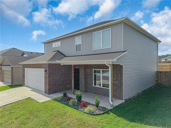 2287 S Ouachita Drive, Fayetteville, AR 72701
