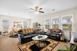530 Beckham Ct. photo 4
