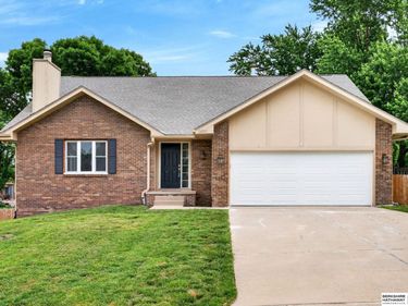 13201 S 28th Street, Bellevue, NE 68123