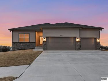 5117 S 198 Avenue, Omaha, NE 68135