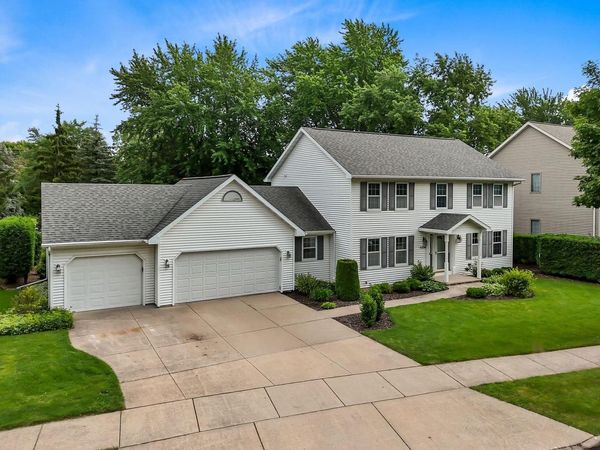 4224 TERRAVIEW DRIVE, Appleton, WI 54913