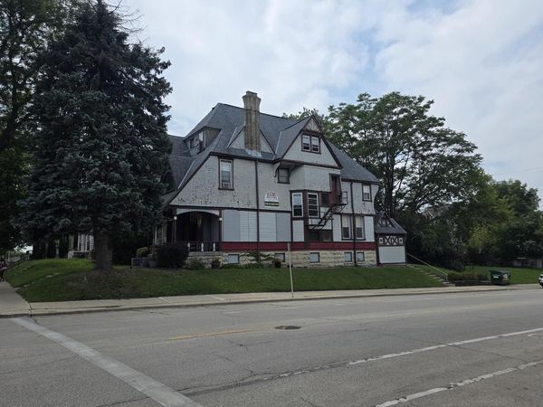 761 N 25th STREET, Milwaukee, WI 53233
