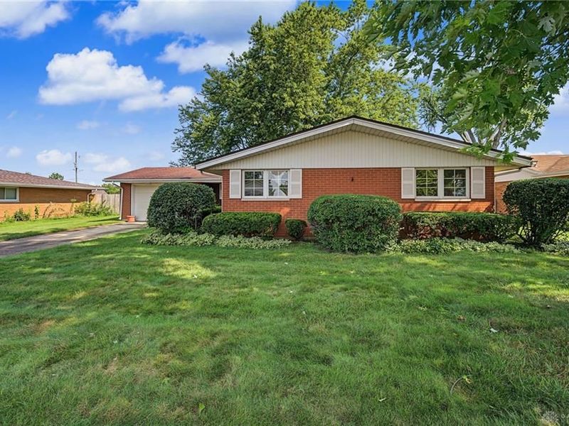 1035 Cottage Court Drive, Fairborn, OH 45324 Photo 3