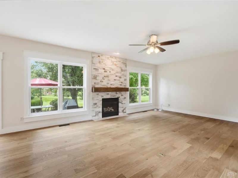 1325 Tecumseh Drive, Hamilton Township, OH 45039 Photo 8
