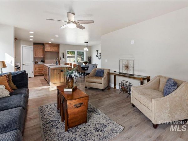820 Jack Ave, Jerome, ID 83338
